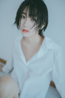 我女朋友母亲的朋友给她介绍对象